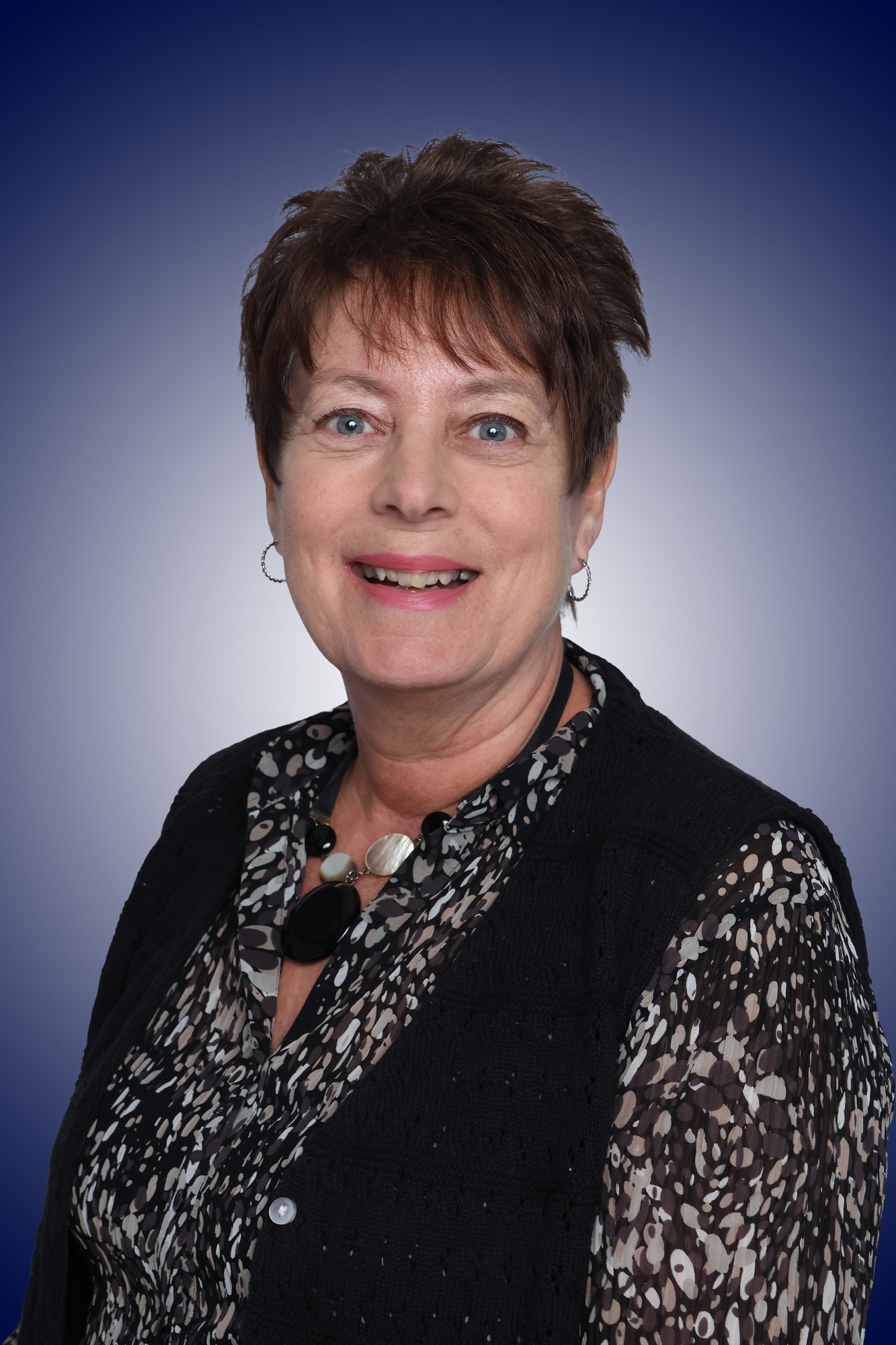 Photo of Mrs Julie Garratt